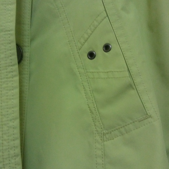 Faded Glory Rain Coat - Picture 5 of 6